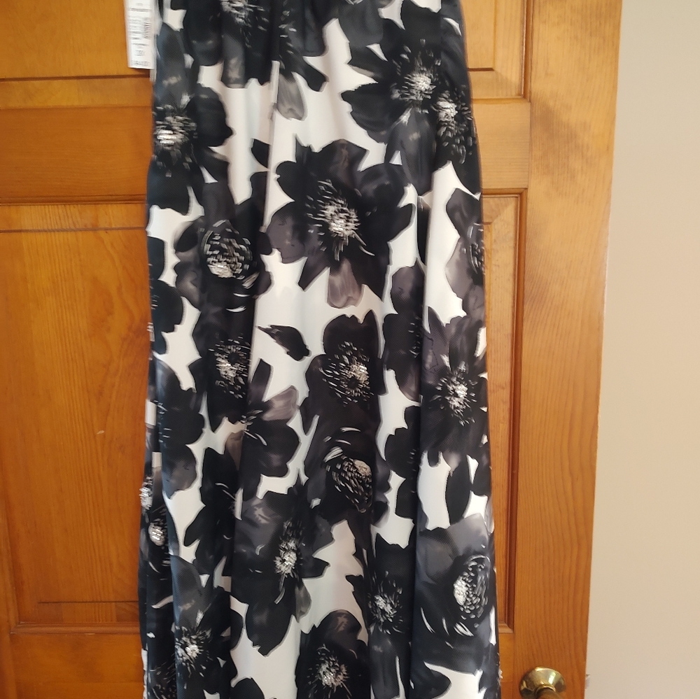 Black and White Floral Skirt